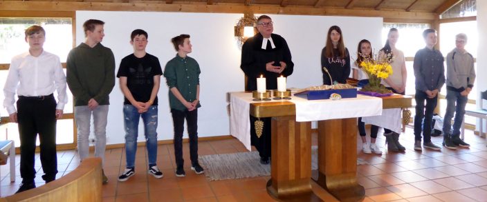 Konfirmandenvorstellungsgottesdienst am 25.3.18 in Mitterfelden